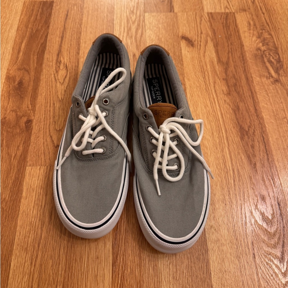 Sperry Men's Blue and White Striped Shoes